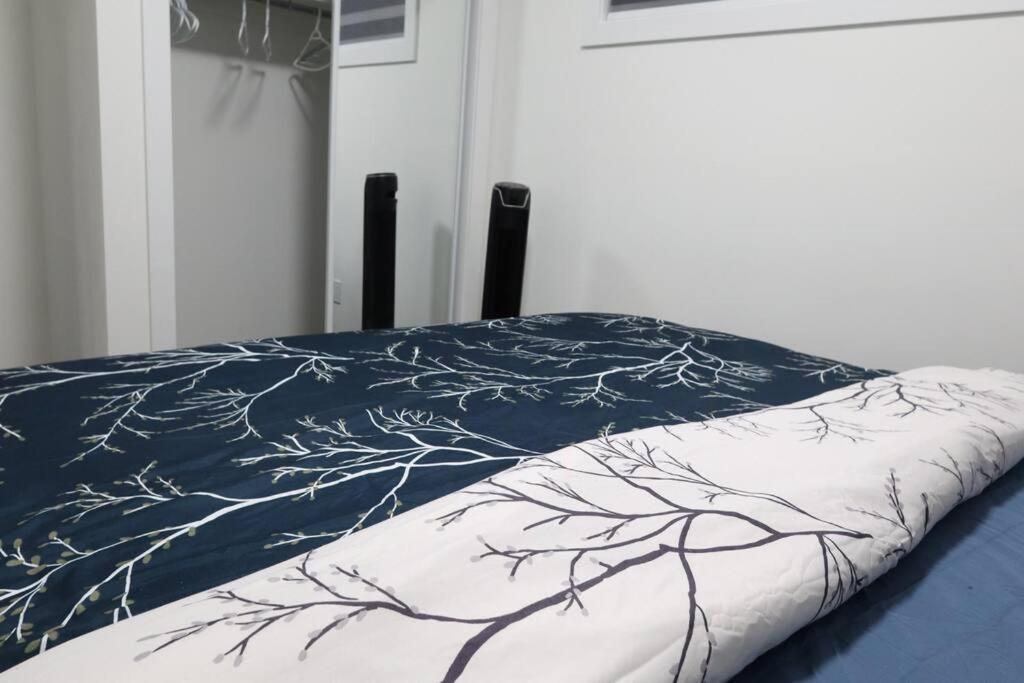 Patels West Getaway * Edmonton
