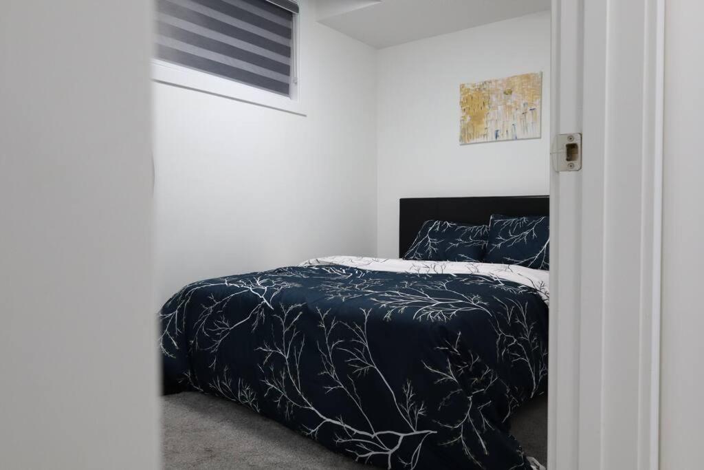 Patels West Getaway Apartment Edmonton