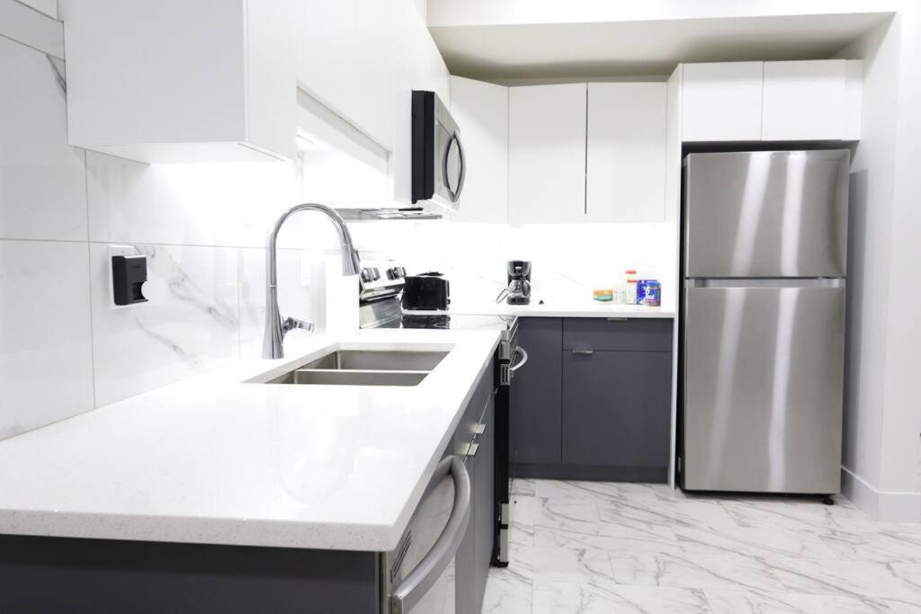 Patels West Getaway Apartment